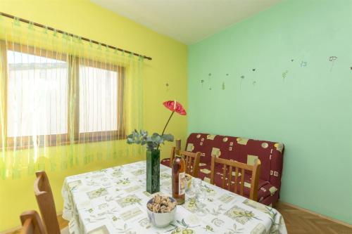 Apartments Albina - image 2