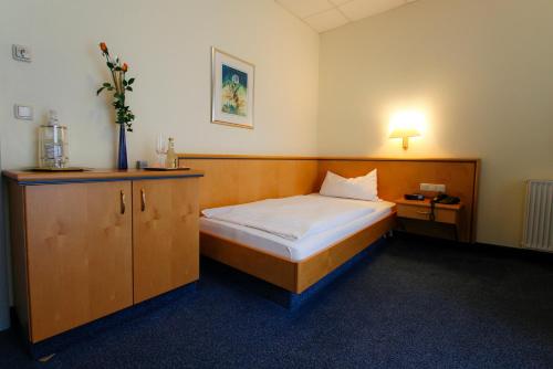 1 twin bed