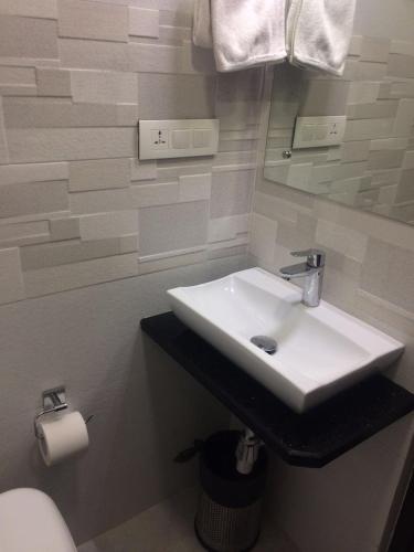 Hotel Antique - Colaba