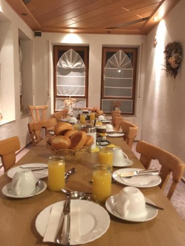 餐飲選擇, 漢內洛雷伽斯特豪斯酒店 (Gastehaus Hannelore) in 蓋瑟爾溫德