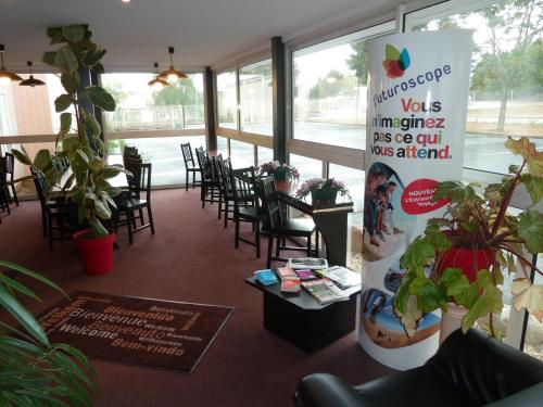 Facilities, Quick Palace Poitiers in Poitiers