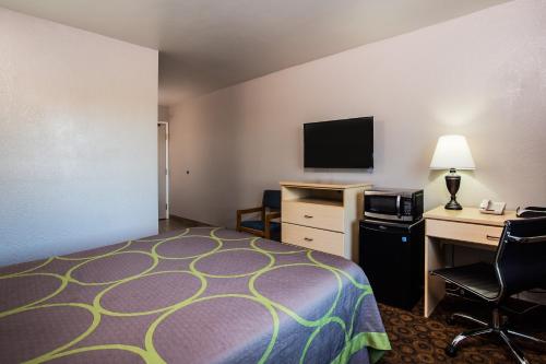 Super 8 by Wyndham Vacaville - main image