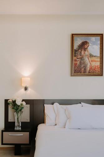 Jazz Hotel - image 8