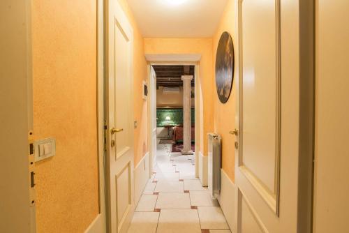 Sant'Angelo - Fenice Apartments in Venice, Benátky (fotografie 11)