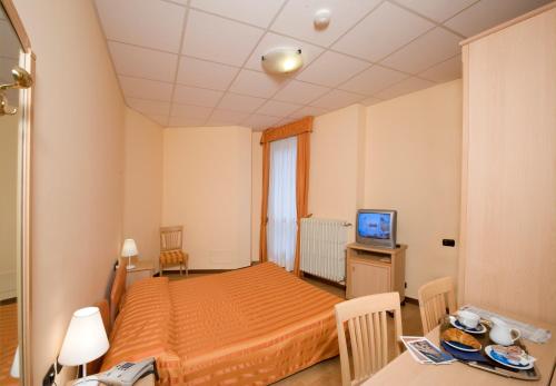 Hotel Residence Dei Fiori – Baveno, NC