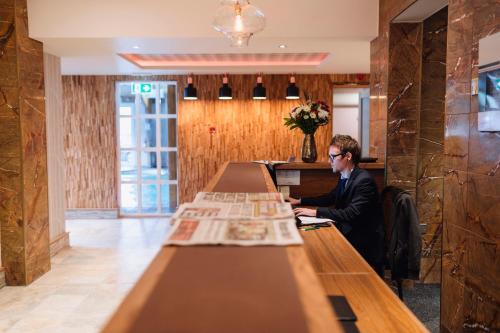 Előcsarnok, Heritage Park Pontypridd, Trademark Collection by Wyndham in Cymmer