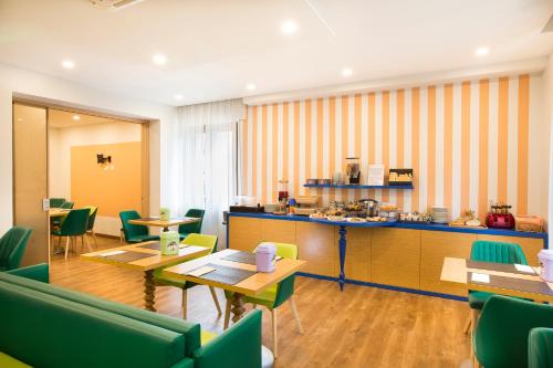 Їжа та напої, La Gustea Hotel & Cucina in Сартеано