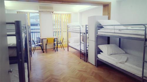 Sleep Inn Hostel 2
