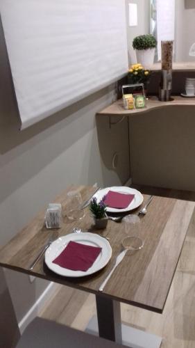 Due Passi Suite – Palermo, CA