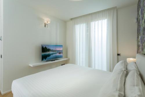 Embassy Aparthotel - main image