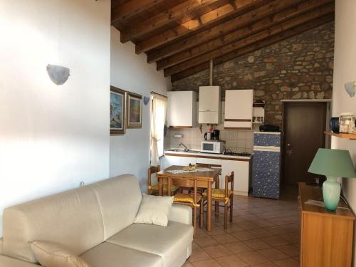 Kitchen, Casa Nadia in San Zeno di Montagna