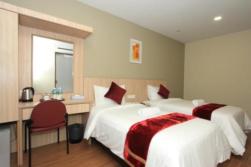 room detail thumbnail 1