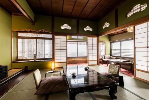 深山荘 高見屋和室（禁煙）