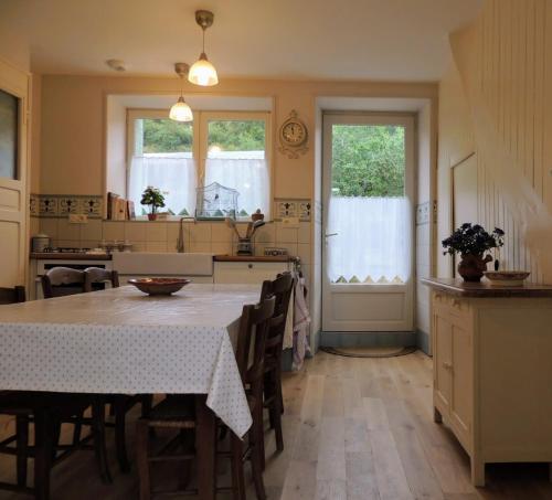 ห้องครัว, L'ANCIENNE FORGE in กาเกส์