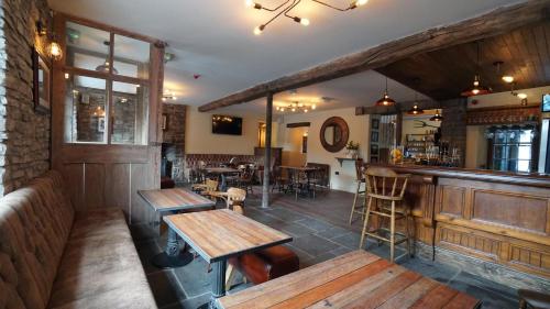 Restorāns, The Horseshoe Inn in Llangattock