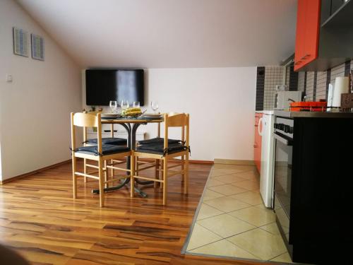  Niko Apartment in Zadar