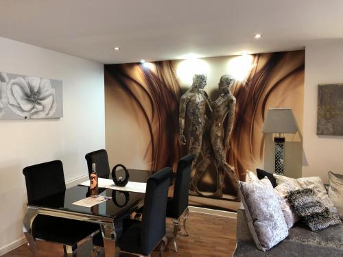 SA1 Waterfront Apartments - image 5