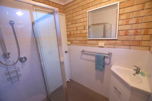 Fürdőszoba, Esperance Beachfront Resort in Esperance