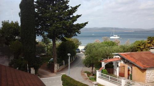  Apartmani Stefani in Biograd na Moru