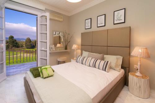 M house luxury suites in Lixouri