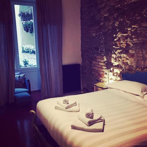 Velvet Loft - Santo Spirito Apartment