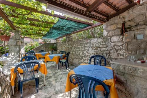 Apartments and rooms by the sea Mali Losinj (Losinj) - 14652 - image 6