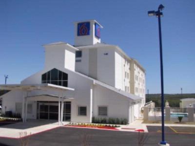 Motel 6-Marble Falls, TX