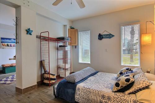 Sea View Villa Home - image 2