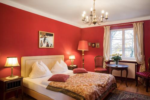 Hotel Nibelungenhof - main image