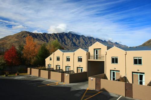 Queenstown Gateway Apartments - Accommodation - Queenstown