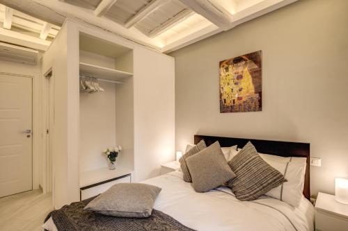 Residenza Costaguti - image 13