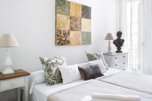 Three-Bedroom Apartment image 8