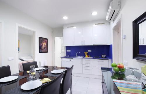Apartamentos Calvet Room Type - Superior Two-Bedroom Apartment