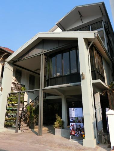 Bloom Boutique Hotel and Cafe - Vientiane