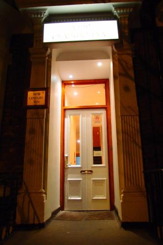 Hotel 65 - image 12