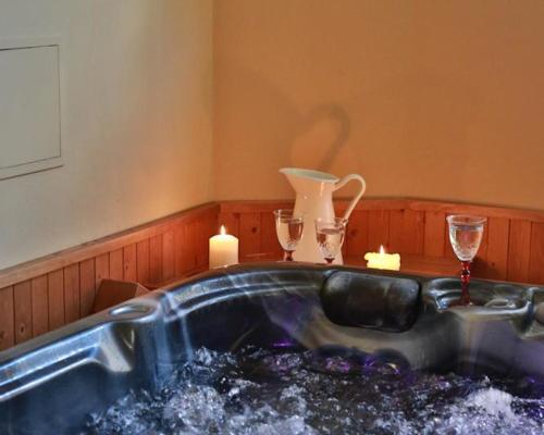 Hot tub, Apartman v Srdci Hor Cihlarka in Cerny Dul