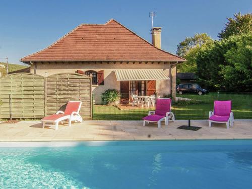 Lovely Villa in Condat sur V z re with Swimming Pool - Accommodation - Condat-sur-Vézère