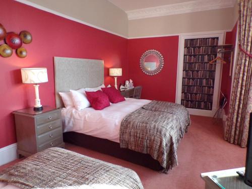 Shaftesbury Hotel Dundee - main image