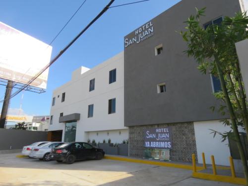 Hotel San Juan Periferico in บียาแอร์โมซา ซิตี้เซ็นเตอร์