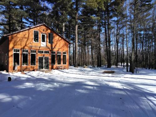 Wooded retreat - image 14