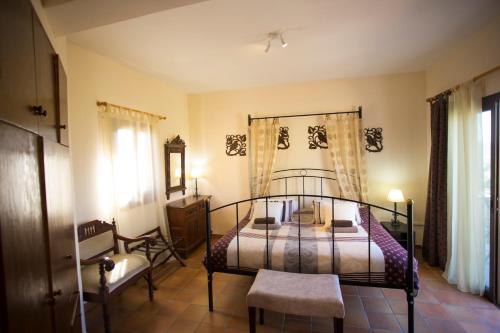 George Houses in Pendakomo