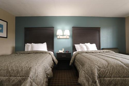 Executive Inn - Panama City Beach