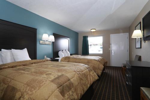 Executive Inn - Panama City Beach