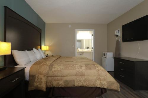 Executive Inn - Panama City Beach