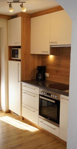 Kitchen, Ferienbauernhof Wendlshof in Dorf