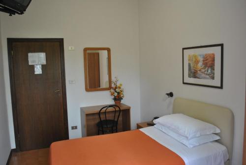 1 twin bed