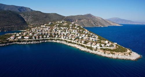 Floating Villa near Astros Peloponnese