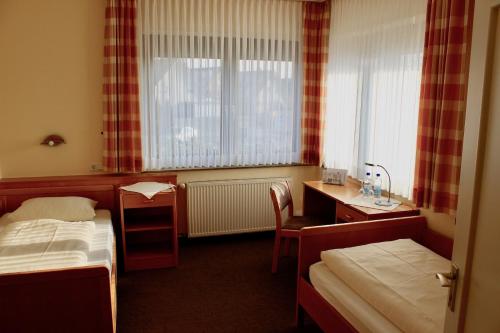 Hotel Gasthof Klusmeyer Room Type - Triple Room with Bathroom