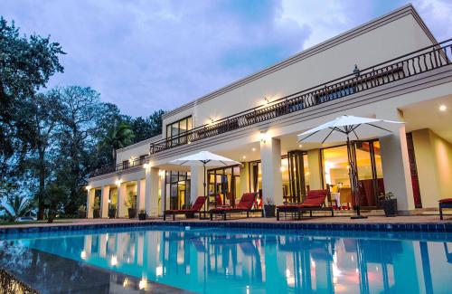 . Ebandla Hotel & Conference Centre