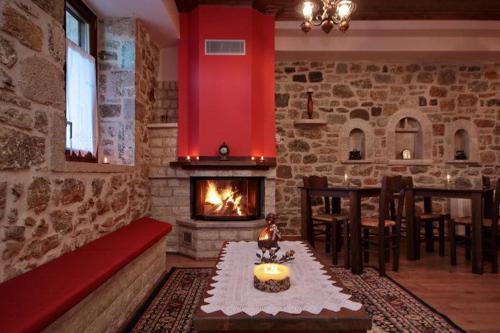 ผับ/เลาจน์, Thea Valtessinikou in แวลเทซซินิโค